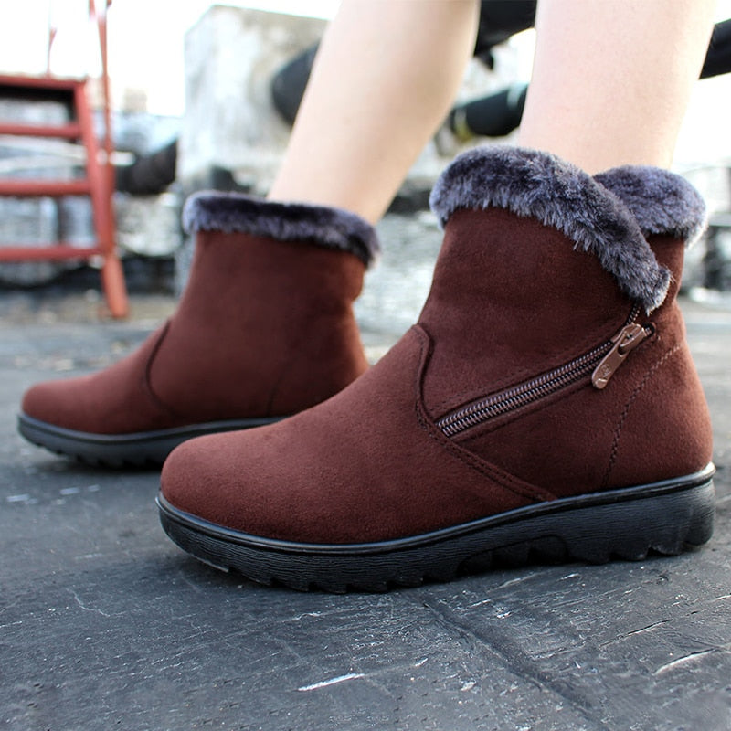 Bota de Inverno Forrada com Pelos